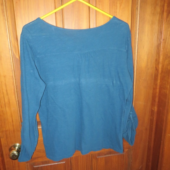 Eddie Bauer Top - Picture 3 of 3